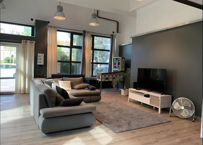 Madgic Loft アパート